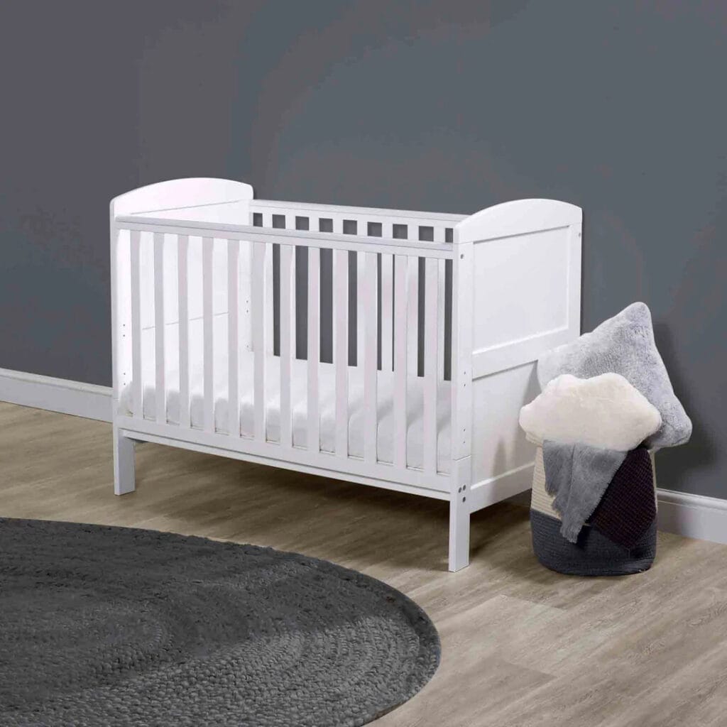 Ickle Bubba Coleby Mini Cot Bed – Babyland