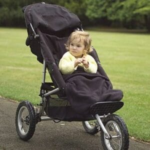 Roma black footmuff 2