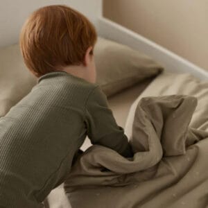 Snuz duvet cover and pillowcase set sage cross (2)