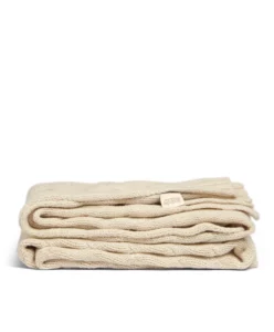 7883re400cableknitblanket 0000 7883re400 03 Wttwduckling Blanket 1024x1024@2x