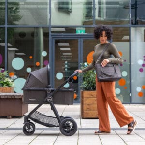 Memore V2 Black Lifestyle 1