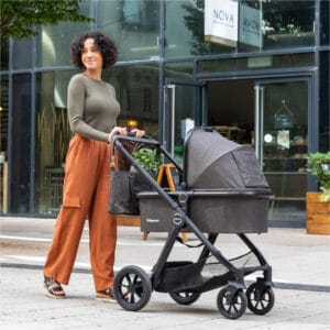 Memore V2 Black Lifestyle 2