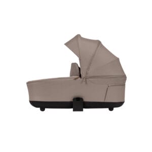 Venicci claro almond carrycot 3 2