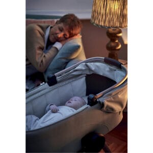Mamas & papas ocarro 2 carrycot stand (2)