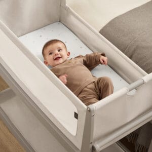 Snuzpod5 bedside crib pebble (7)