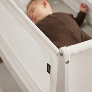 Snuzpod5 bedside crib white (3)