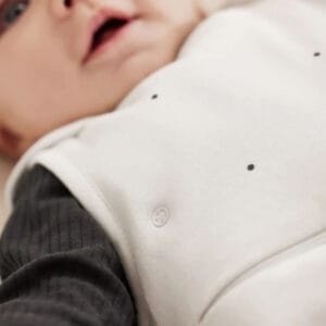 Snuzpouch white dot (2)