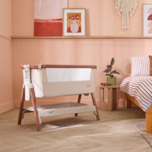 Tutti bambini cozee bedside crib scandinavian walnut ecru (3)
