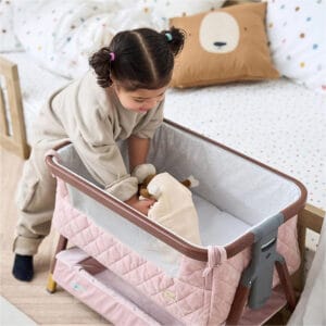 Tutti Bambini CoZee Luxe Mini Me Crib in Walnut Blush (6)