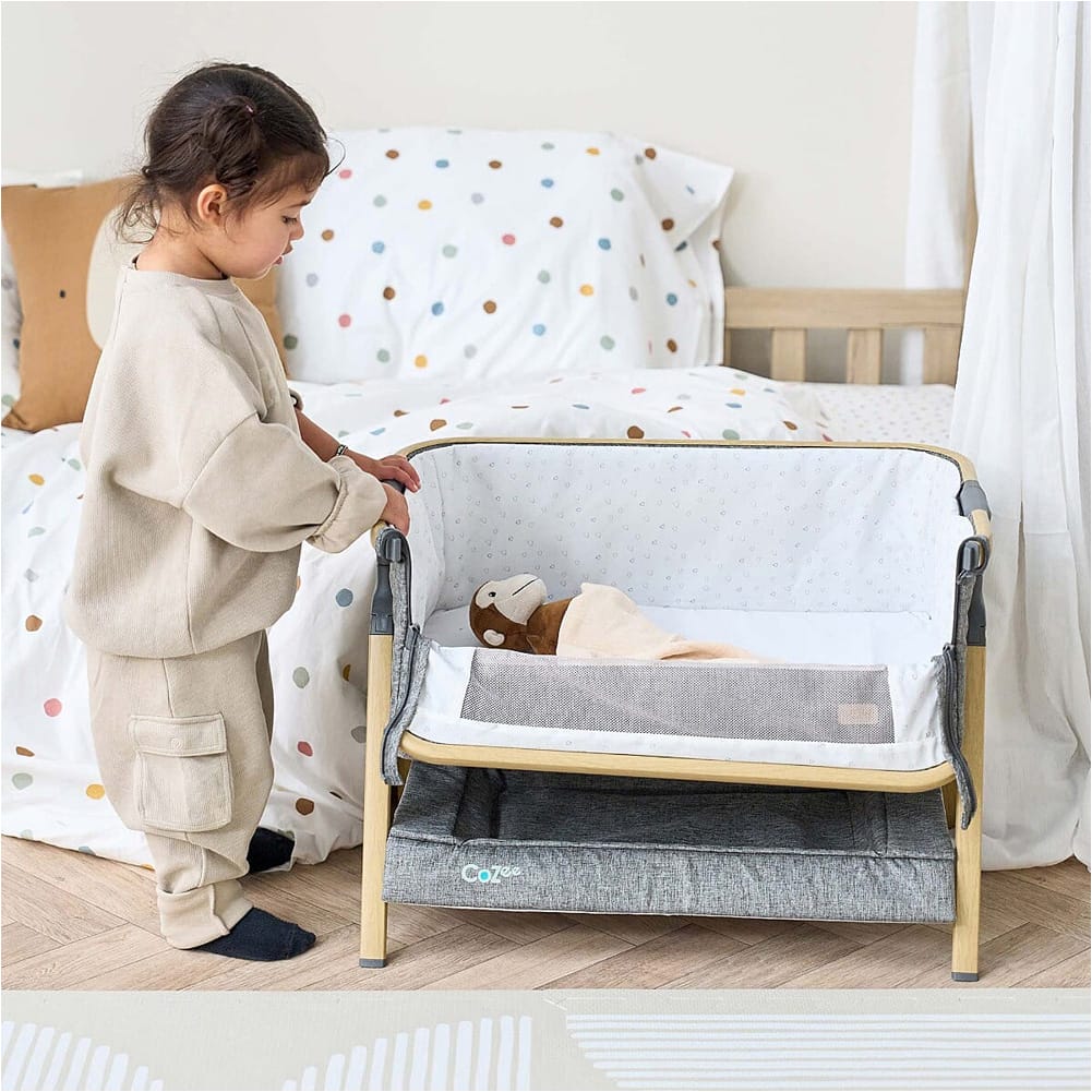 Tutti Bambini CoZee Mini Me Play Crib in Oak Charcoal (7)
