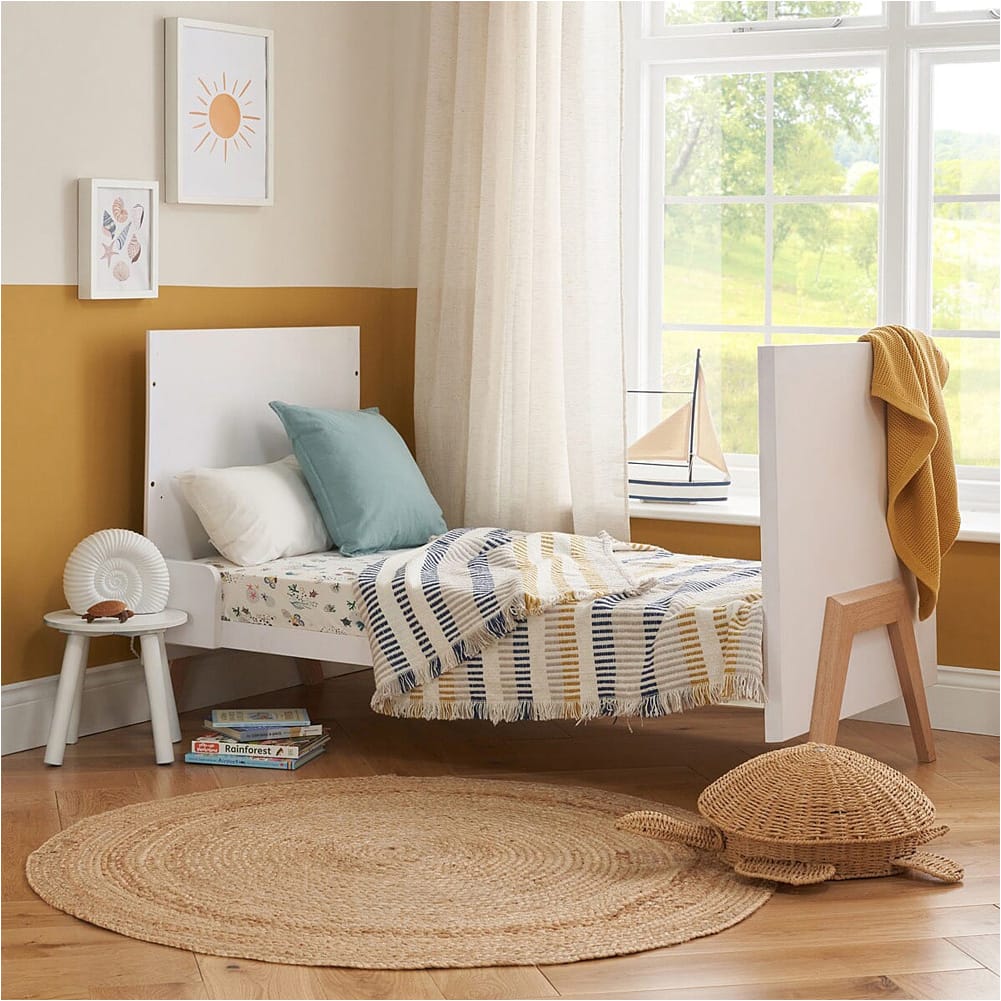 Tutti bambini fuori 2 piece roomset white light oak (1)
