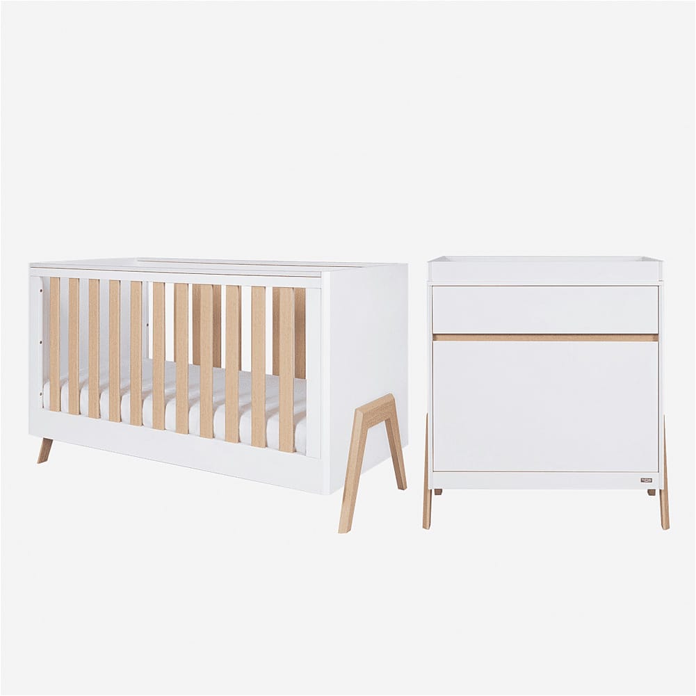 Tutti bambini fuori 2 piece roomset white light oak 1