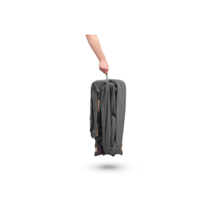 Maxi Cosi Swift Playard in Beyond Graphite (1)