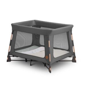 Maxi Cosi Swift Playard in Beyond Graphite