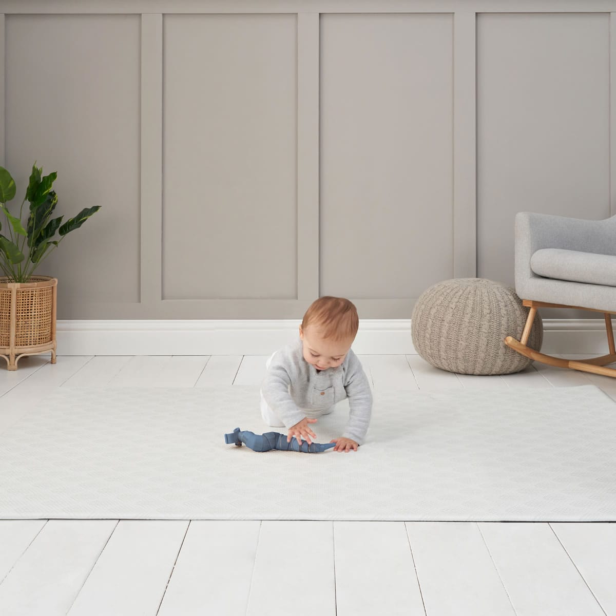 Tutti Bambini Luxury Padded XL Play Mat Fan (3)