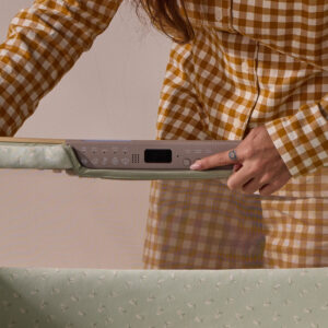 Tutti Bambini CoZee Sense Bedside Crib Drifted Oak Eucalyptus (6)