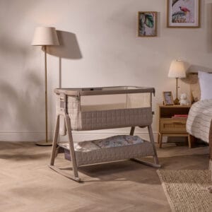 Tutti Bambini CoZee Sense Bedside Crib Soft Walnut Cocoa (1)