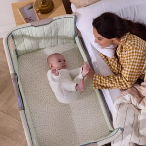 Tutti Bambini CoZee Sense Bedside Crib Whitewash Kelp (4)