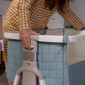 Tutti Bambini CoZee Sense Bedside Crib Whitewash Kelp (9)