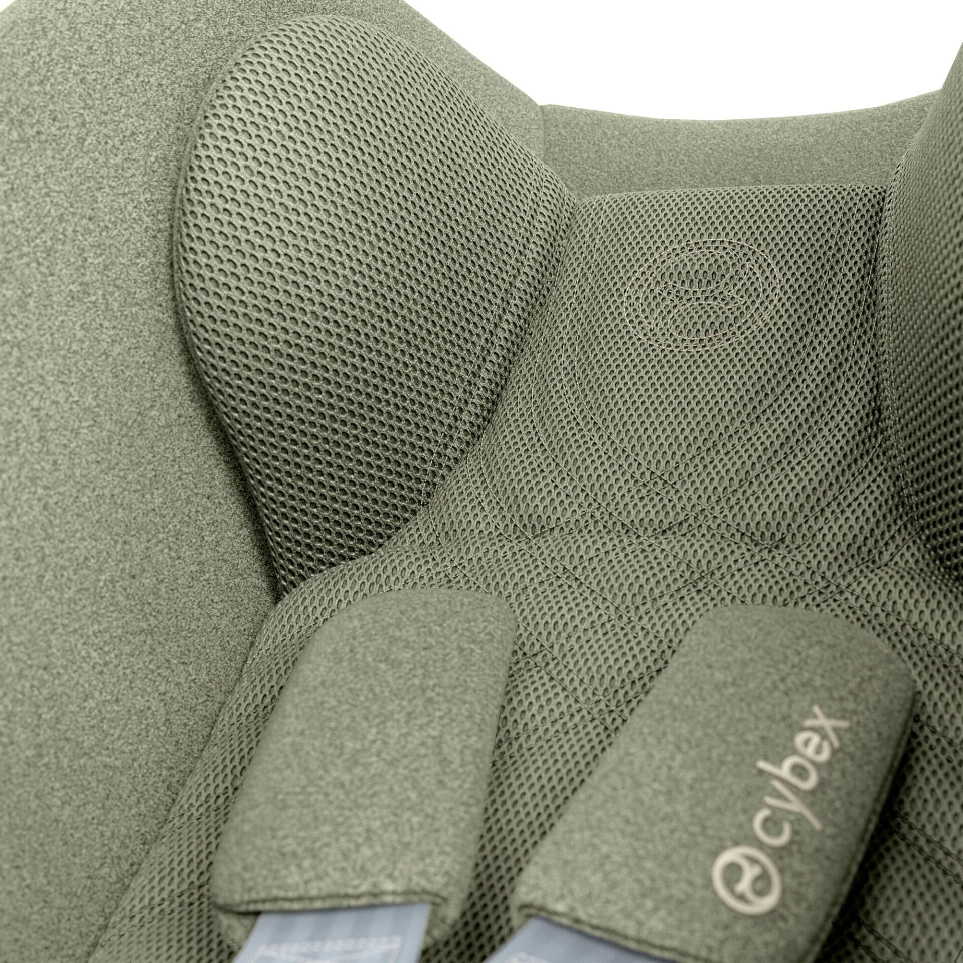 Cybex CLOUD T i Size Sage Green PLUS (1)
