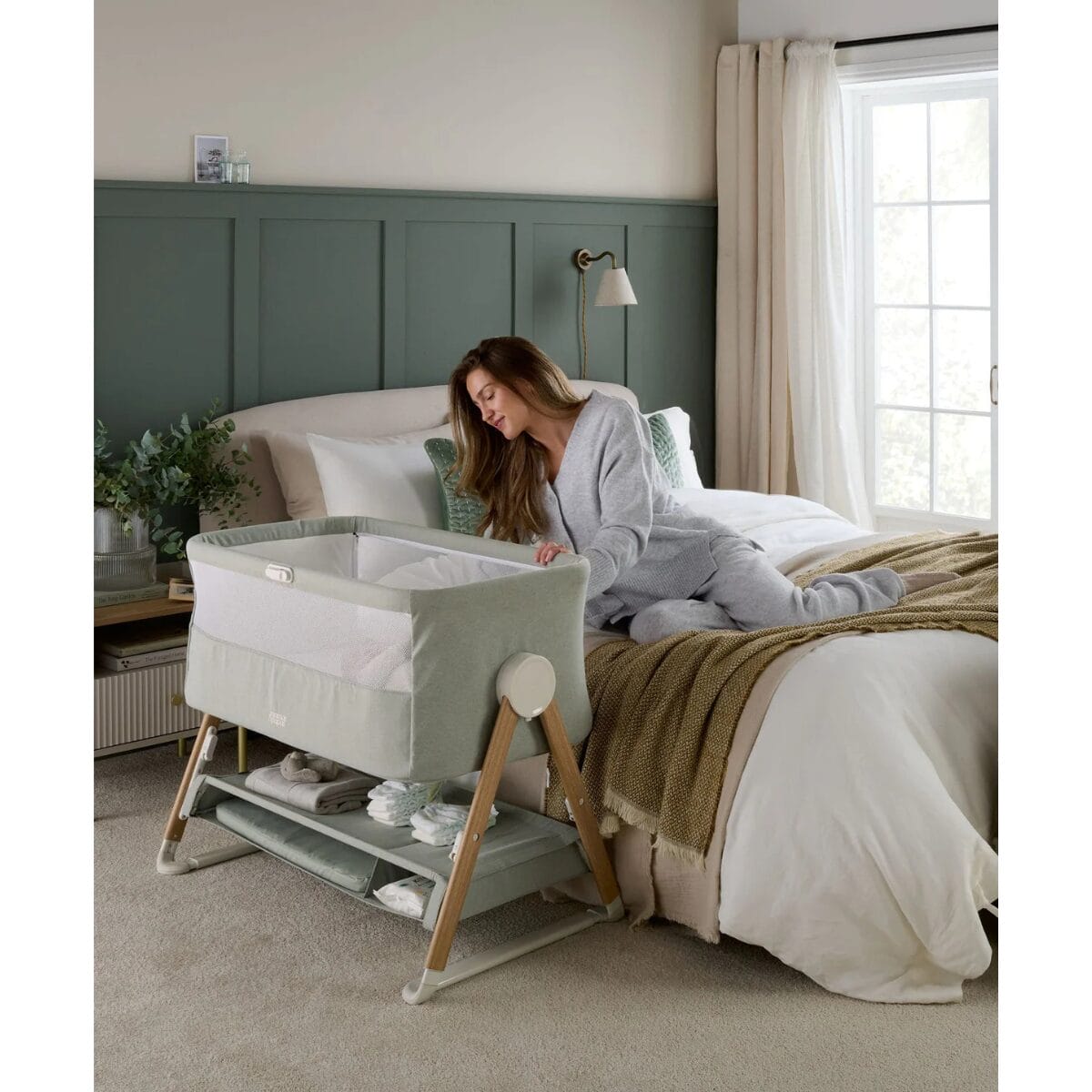 Mamas & Papas Lua Bedside Crib Sage