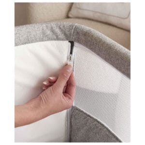M and P Lua Bedside Crib with Sheet & Mattress Protector Bundle Grey White (5)