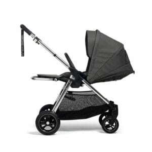Mamas & Papas Flip XT³ Bundle with Cybex Cloud T i Size Car Seat & Base Harbour Grey8