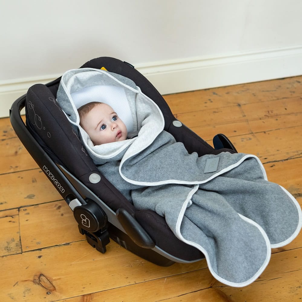Purflo Cosy Wrap Travel Blanket (3)